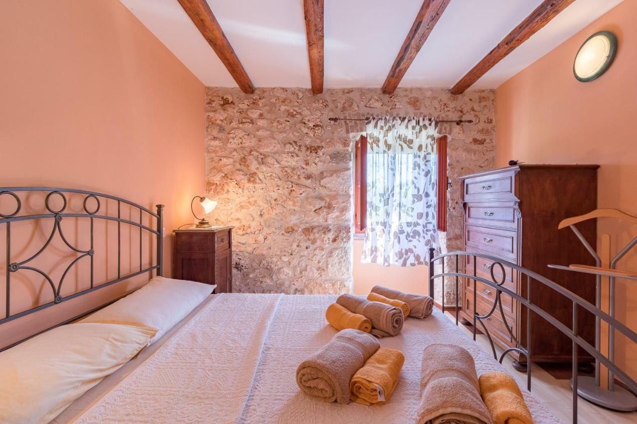 Country House Apartments Pula Zewnętrze zdjęcie